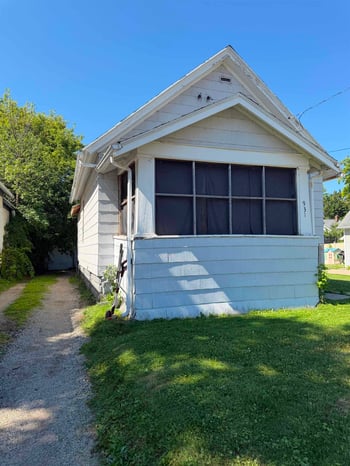 931 Shawano Ave, Green Bay, WI 54303