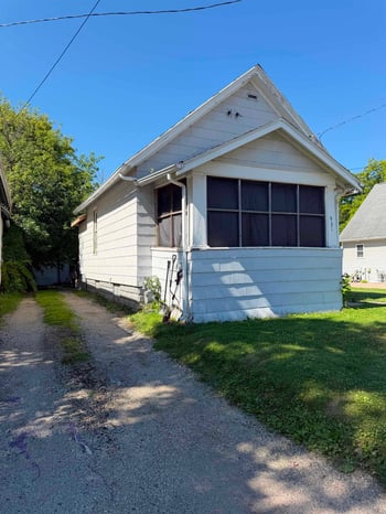 931 Shawano Ave, Green Bay, WI 54303