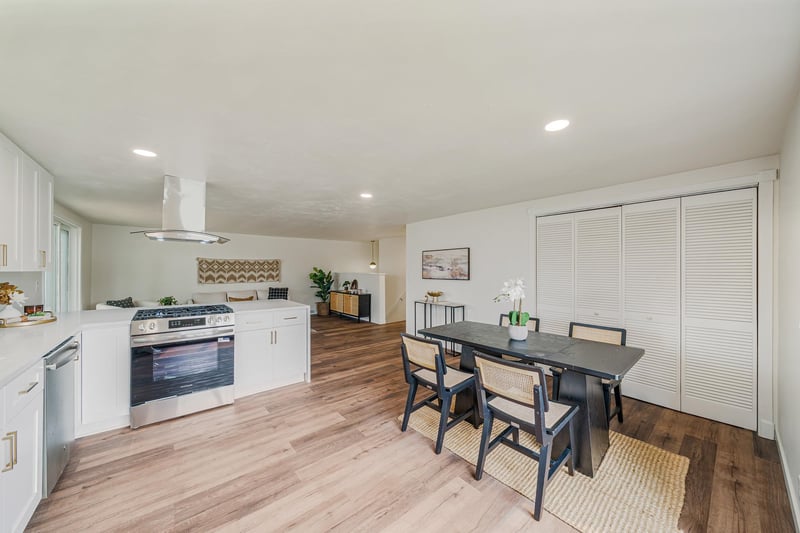 3722 Casaloma Dr, Appleton, WI 54913