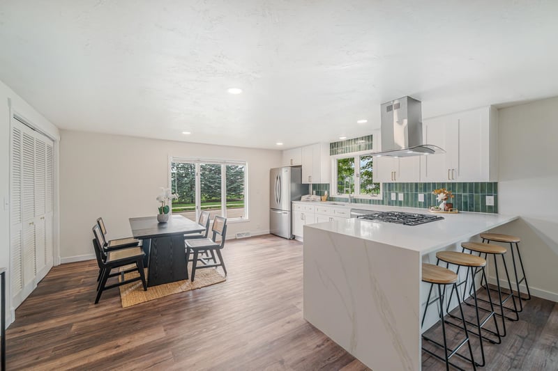 3722 Casaloma Dr, Appleton, WI 54913