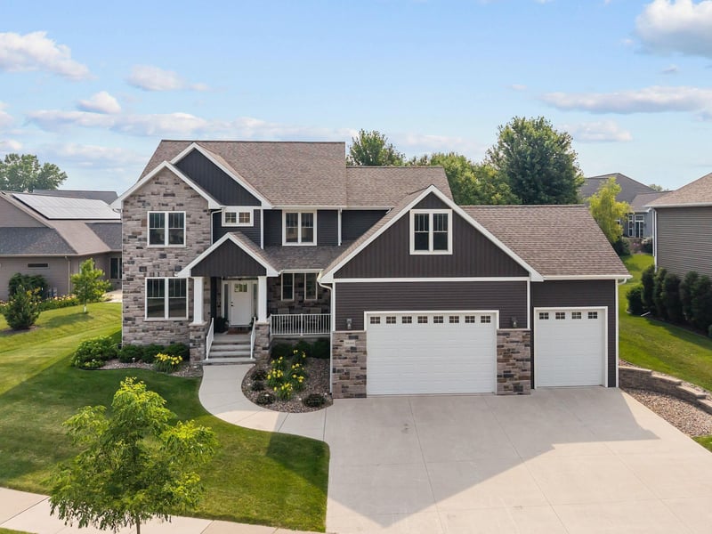 5644 Summerland Dr, Appleton, WI 54913