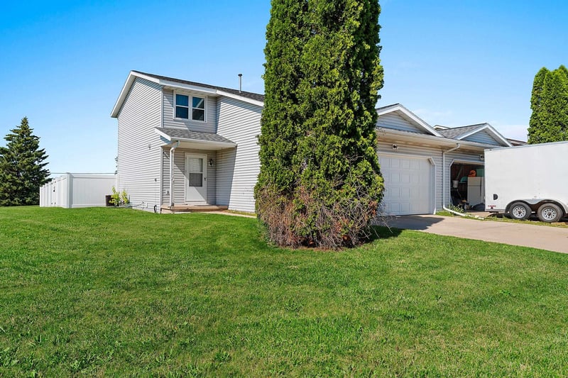 2745 Monaco Dr, Green Bay, WI 54311-6683