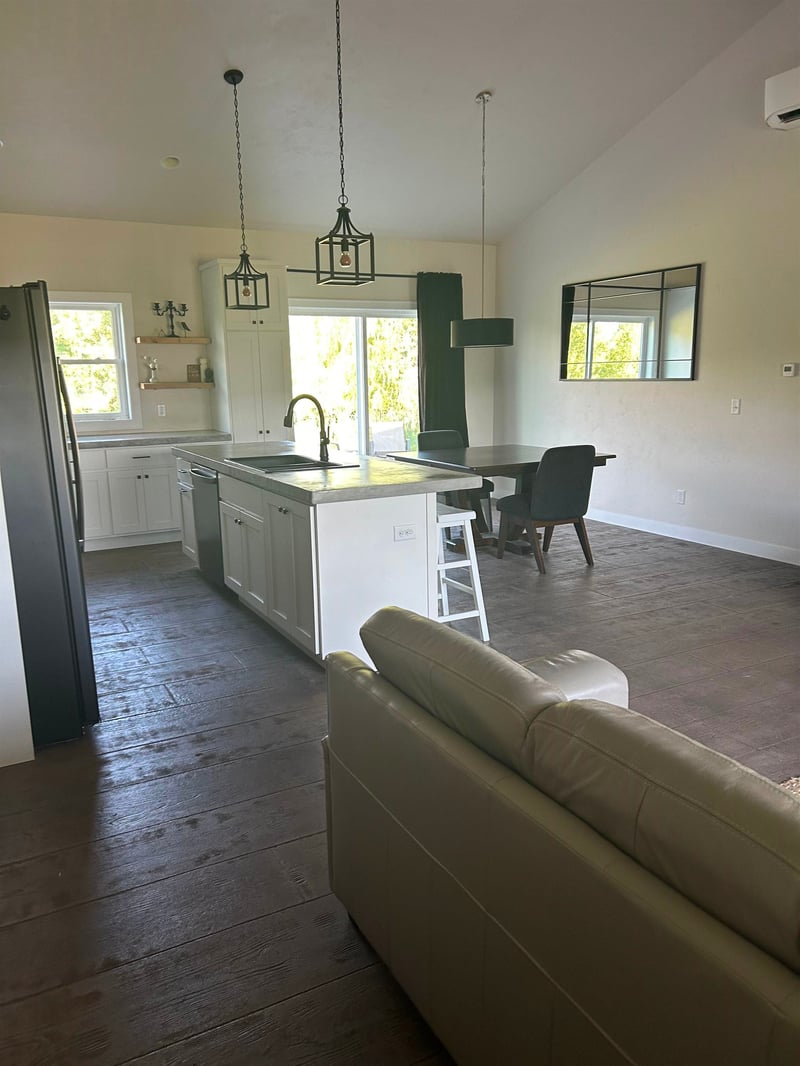 1310 Greyhound St, Kaukauna, WI 54130