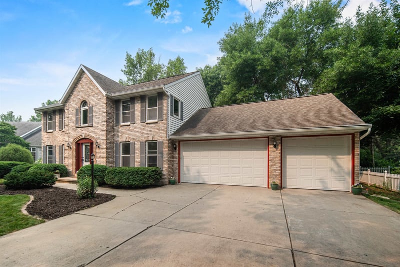 3509 Barker Ln, Appleton, WI 54915-3509
