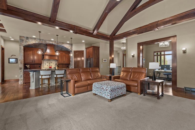 1835 Presidential Dr, Neenah, WI 54956