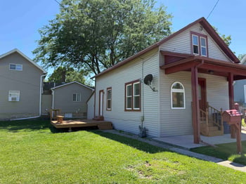 121 E Melvin Ave, Oshkosh, WI 54901