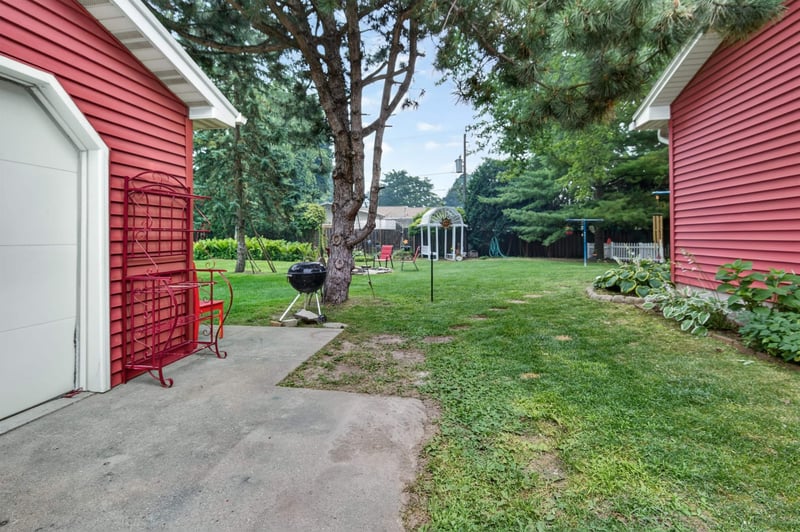 511 Superior Rd, Green Bay, WI 54311-7558