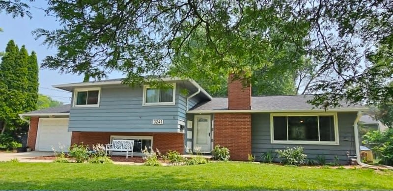 3241 Clay St, Green Bay, WI 54301