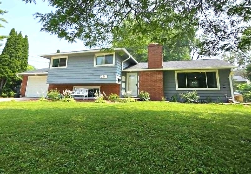 3241 Clay St, Green Bay, WI 54301