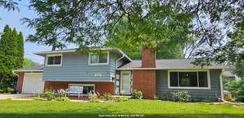 3241 Clay St, Green Bay, WI 54301