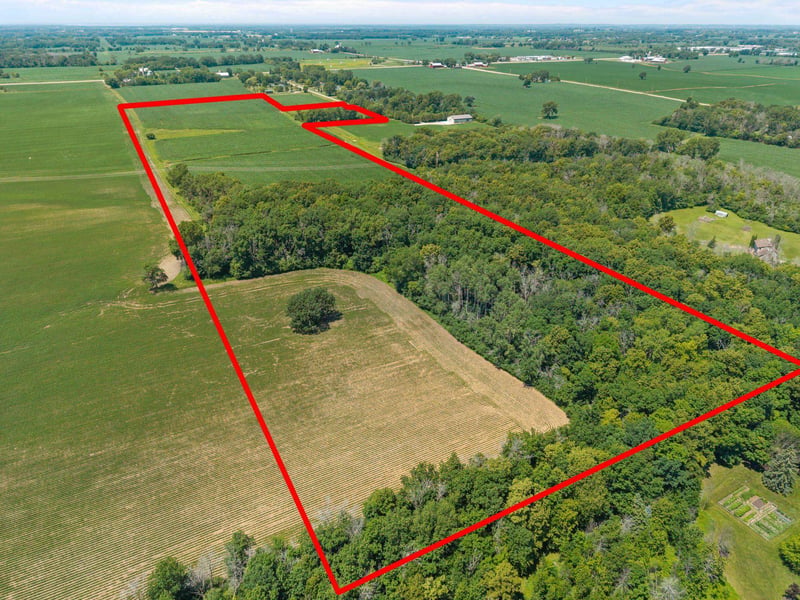2801 Kellett Rd, Neenah, WI 54956