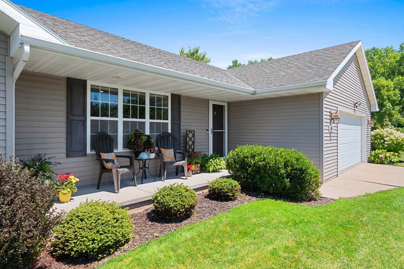 3405 Paula St, Green Bay, WI 54311