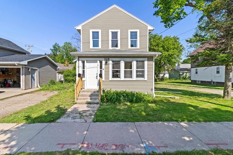 714 Bateman St, Appleton, WI 54911