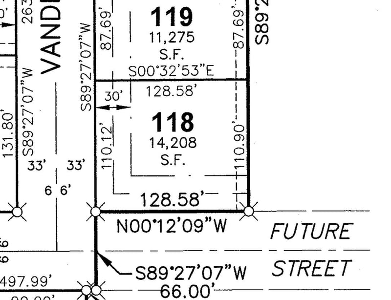 Vanderbilt Dr #118, Neenah, WI 54946