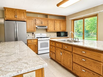 105 E Groninger St, Suring, WI 54174