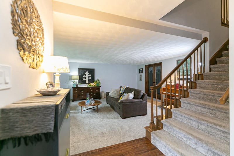37 Butte Des Morts Ct, Appleton, WI 54914