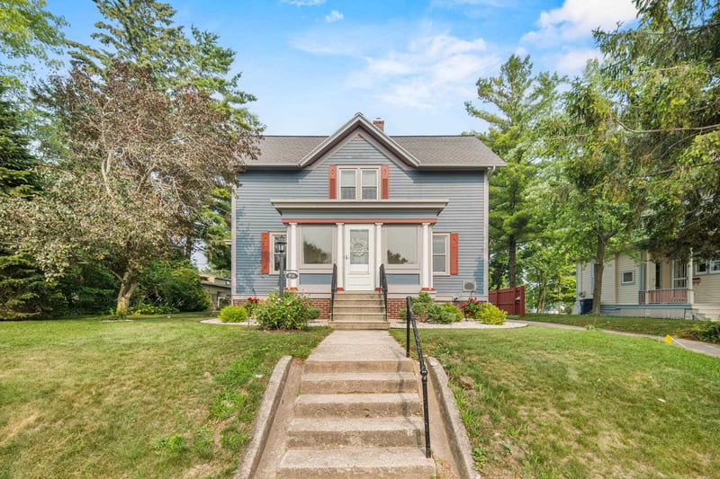816 Dodge St, Kewaunee, WI 54216