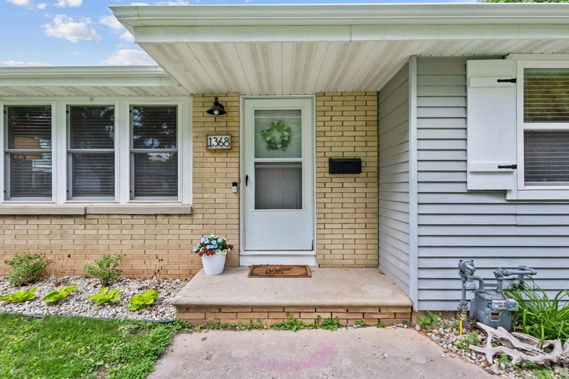 1368 Liberty St, Green Bay, WI 54304