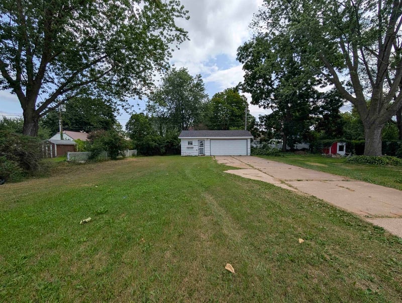 130 Andrews St, Shawano, WI 54166