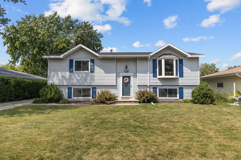 530 Mitchell Ave, Appleton, WI 54915-2119
