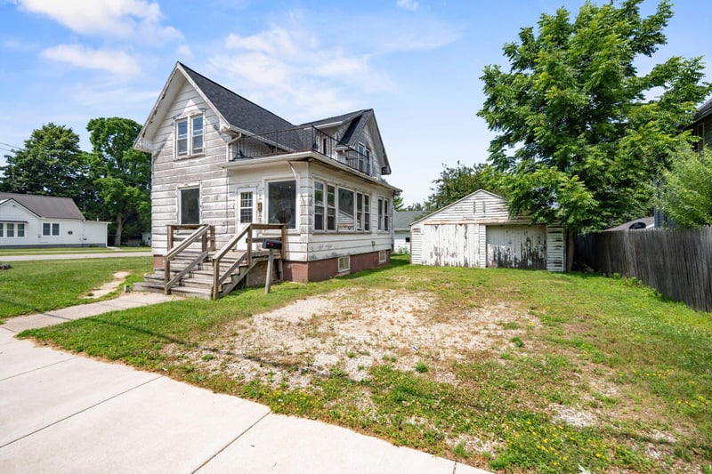 723 Fremont St, Algoma, WI 54201
