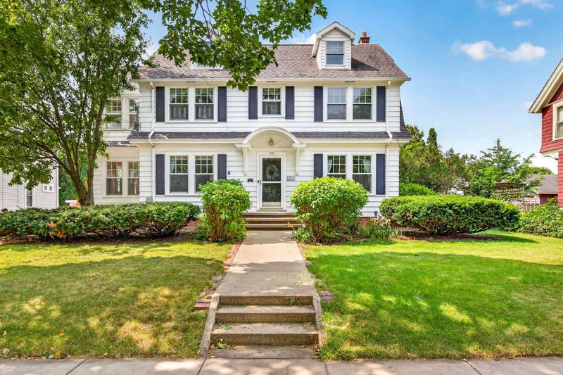 335 Wisconsin Ave, Neenah, WI 54956-2901