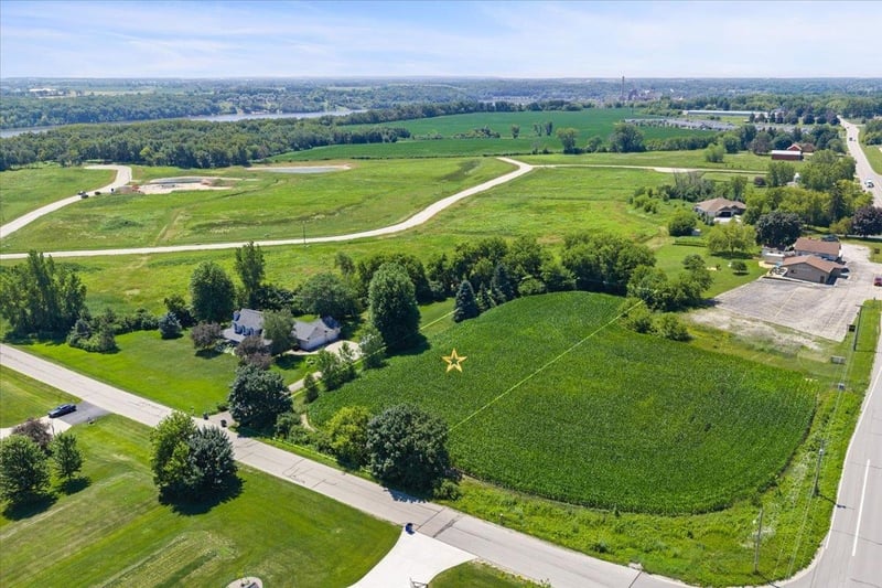 Fox Meadows Ln #33, Kaukauna, WI 54130