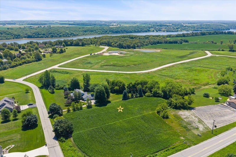 Fox Meadows Ln #33, Kaukauna, WI 54130