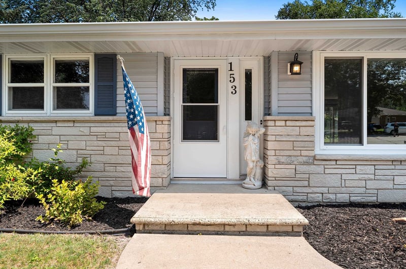 153 Joan Ave, Green Bay, WI 54302