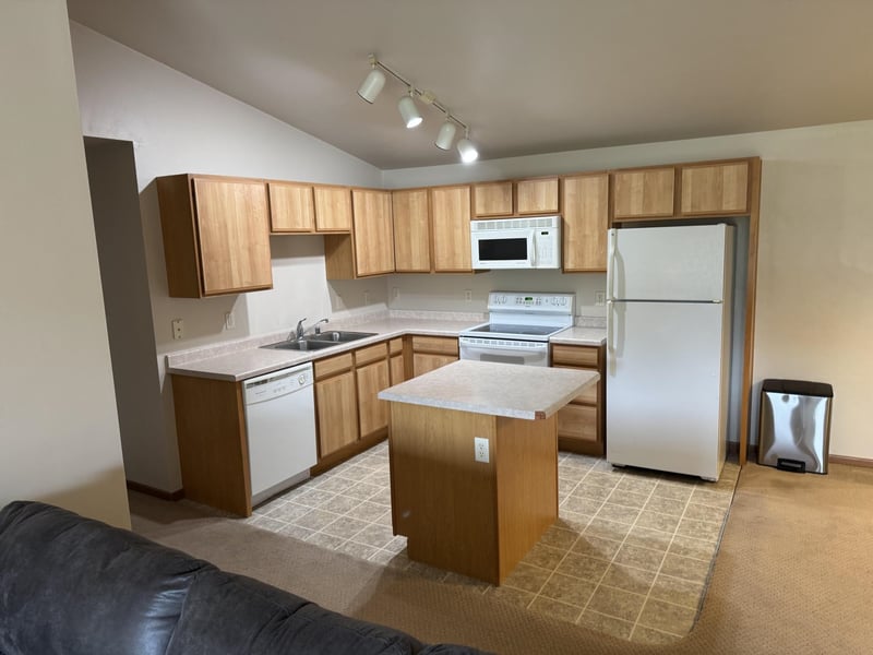 3321 Casaloma Dr #65, Appleton, WI 54913