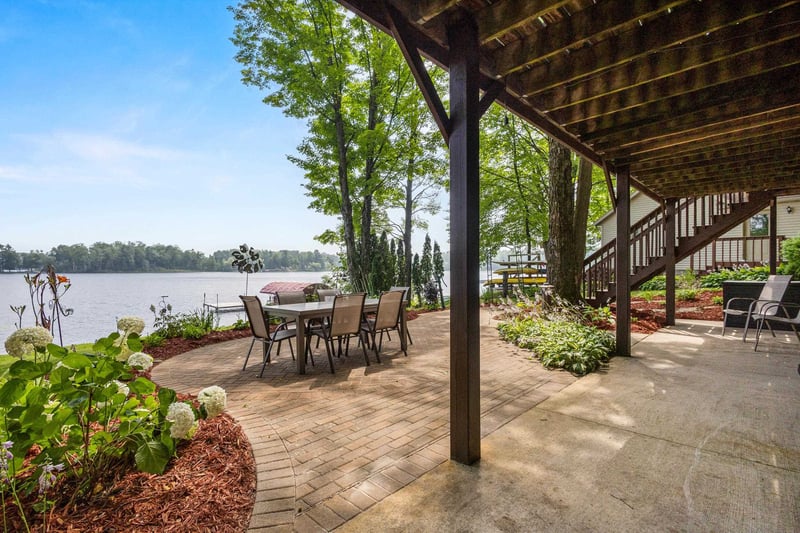 10180 Ridge Ln, Pound, WI 54161