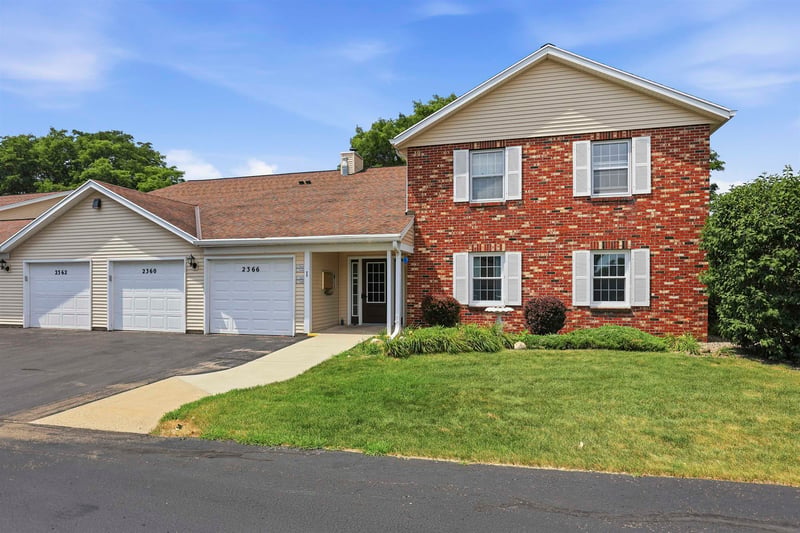2366 Wisconsin St, Oshkosh, WI 54901