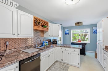 2366 Wisconsin St, Oshkosh, WI 54901