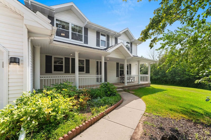4415 Flagstone Ct, De Pere, WI 54115-9240