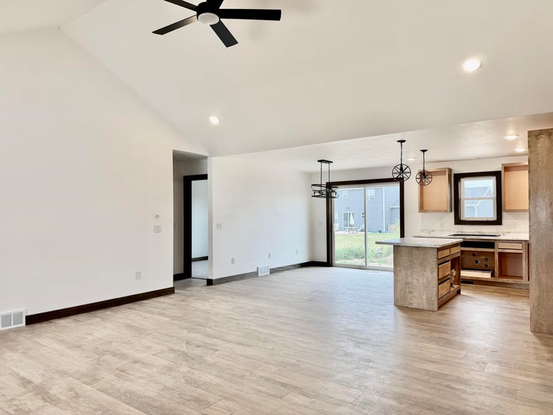 1360 Bens Way, Kaukauna, WI 54130