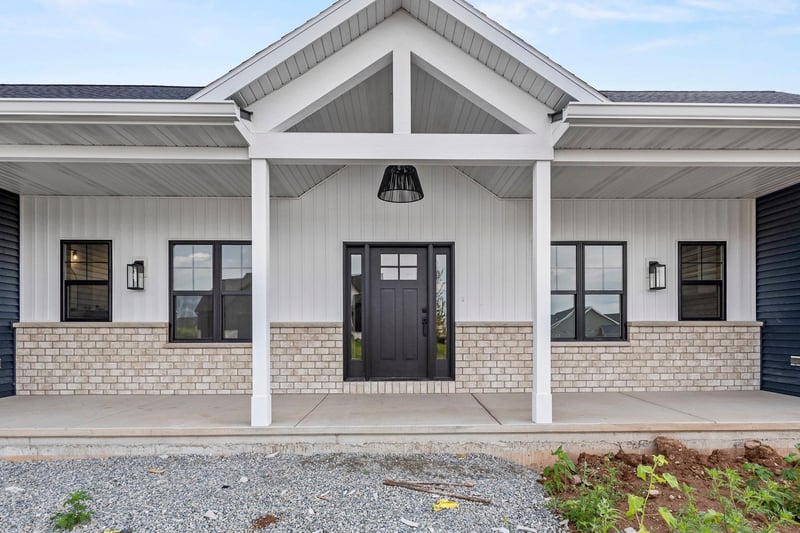 N1282 Meadow Park Dr, Greenville, WI 54942