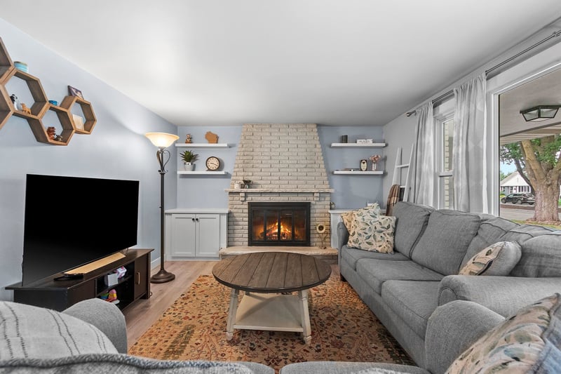 1222 Royal Blvd, Green Bay, WI 54303-4239