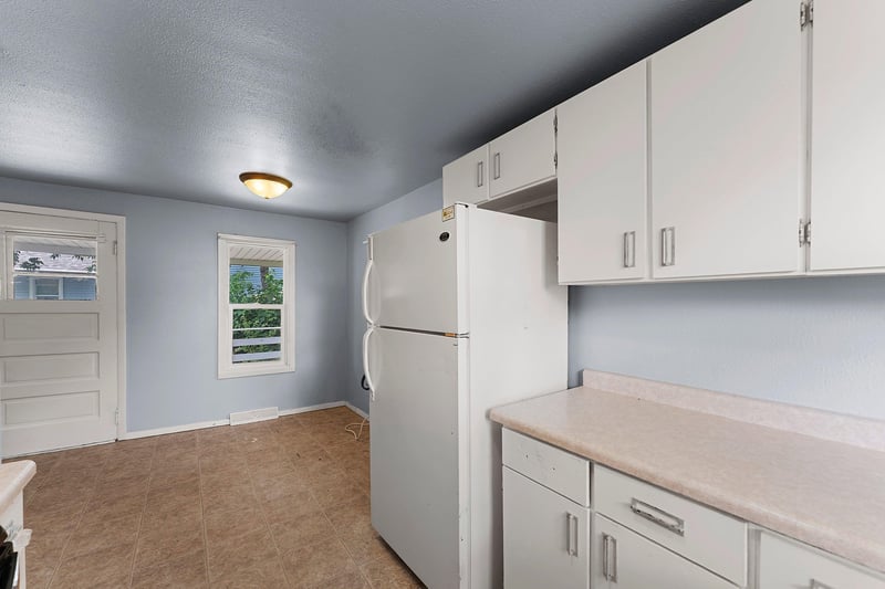 1023 Chestnut Ave, Green Bay, WI 54303