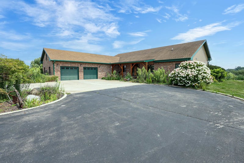 1328 County Rd M, Pickett, WI 54964