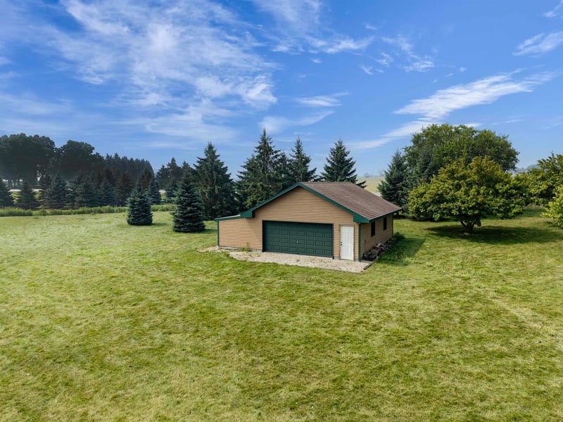 1328 County Rd M, Pickett, WI 54964
