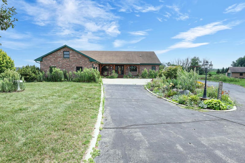 1328 County Rd M, Pickett, WI 54964
