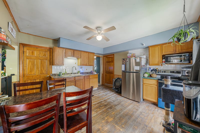 730 State St, Appleton, WI 54911-4548