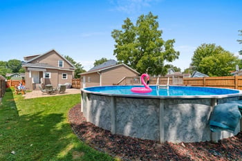 823 W 4th Ave, Oshkosh, WI 54902