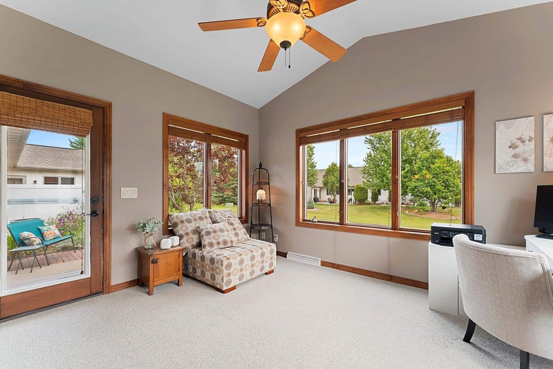 4732 Providence Ave #301, Appleton, WI 54913-8024