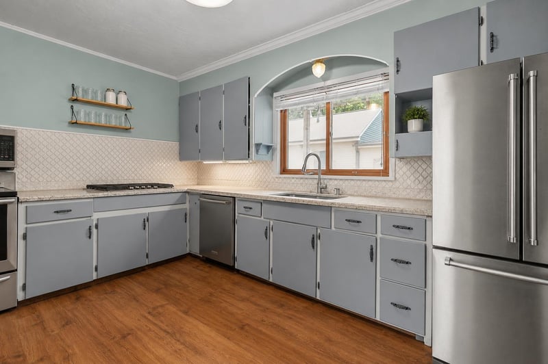 1115 Grand St, Oshkosh, WI 54901