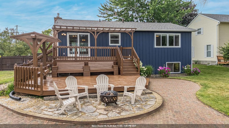 2104 Hazel St, Oshkosh, WI 54901