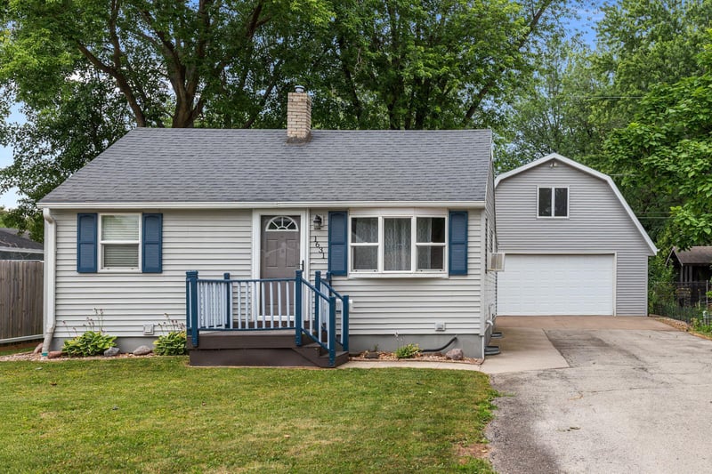 1631 Wilmer St, Appleton, WI 54911-4046