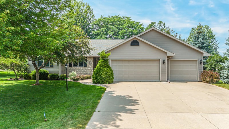 N9539 Chadbury Ln, Appleton, WI 54915