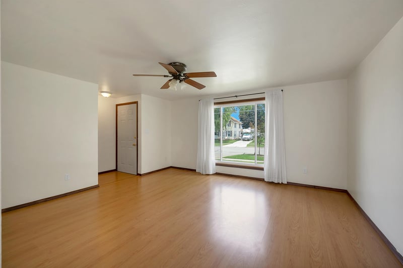 815 Ash St, De Pere, WI 54115