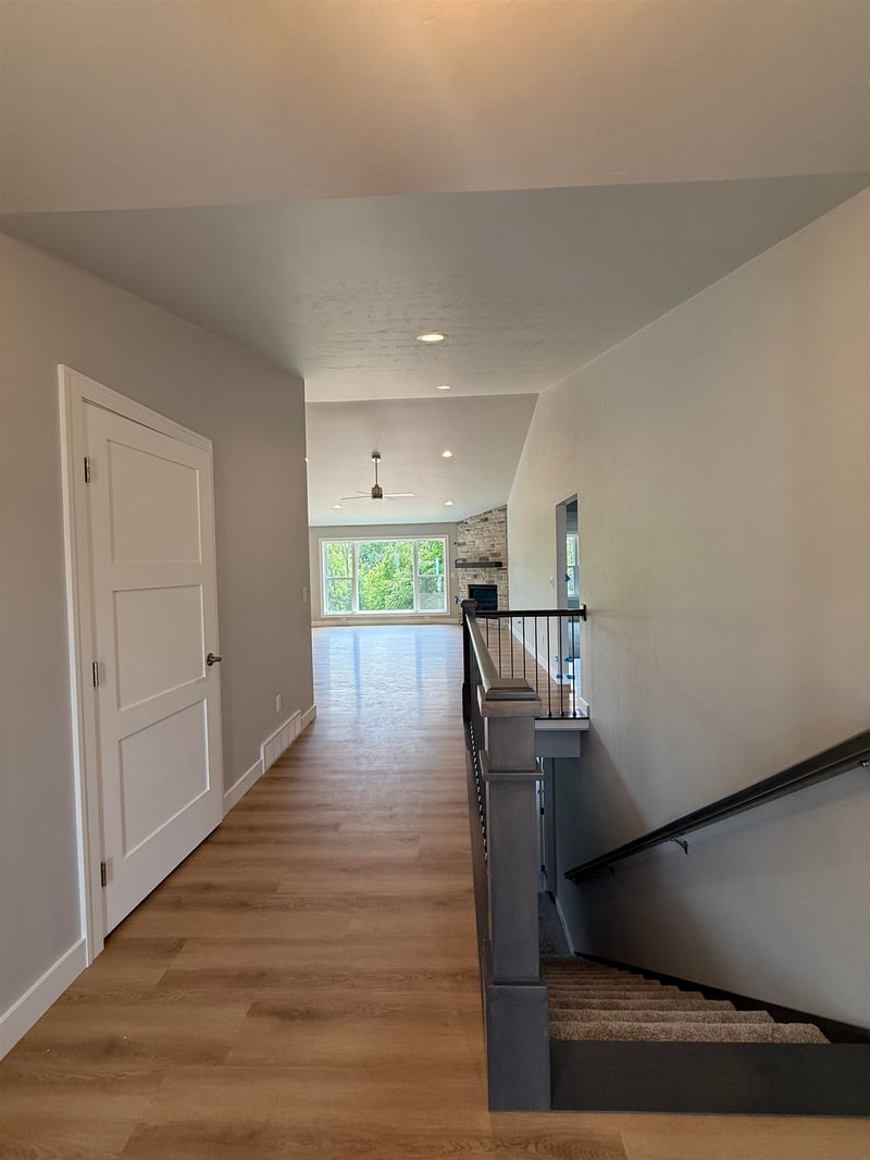 2735 Hillsdale Ct, Green Bay, WI 54313